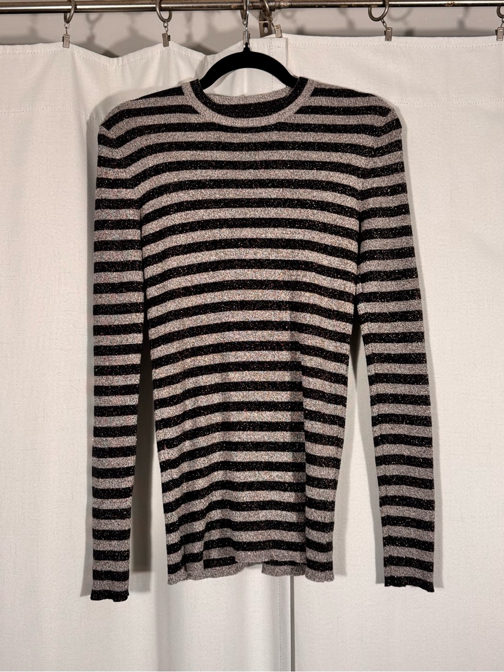 Who What Wear Black & Cream Metallic Stripe Knit Top - Picture 3 of 8